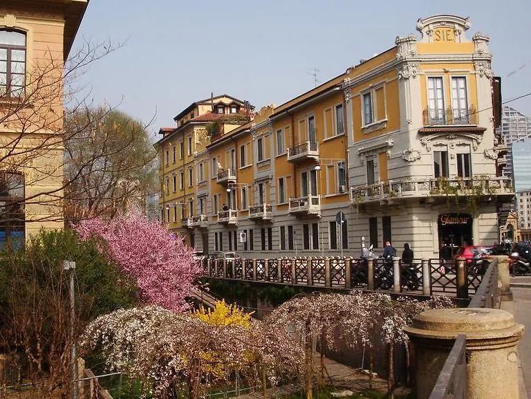 Antica Locanda Solferino Milan 2*,  Italy
